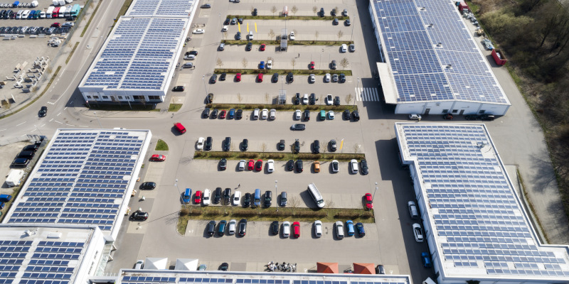 The Benefits of Switching to Commercial Solar Energy